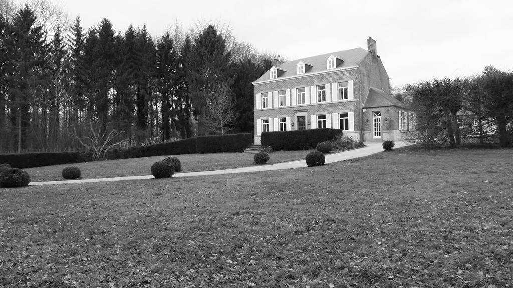La Regie De Franc-Waret Villa Dış mekan fotoğraf